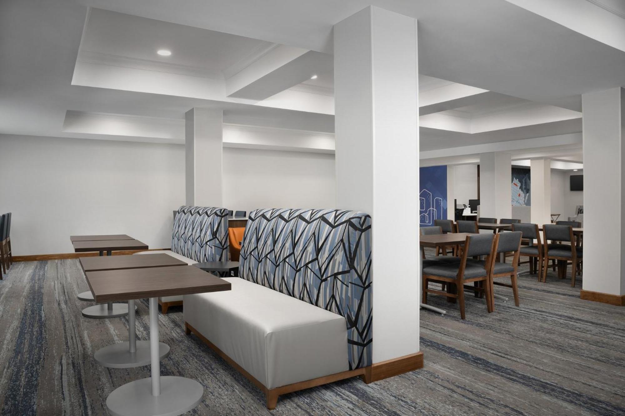 Holiday Inn Express & Suites Alexandria - Fort Belvoir By Ihg Exteriér fotografie