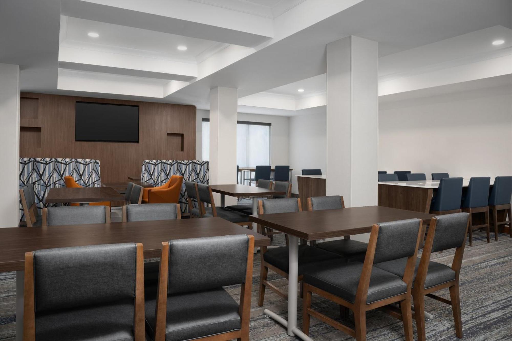 Holiday Inn Express & Suites Alexandria - Fort Belvoir By Ihg Exteriér fotografie