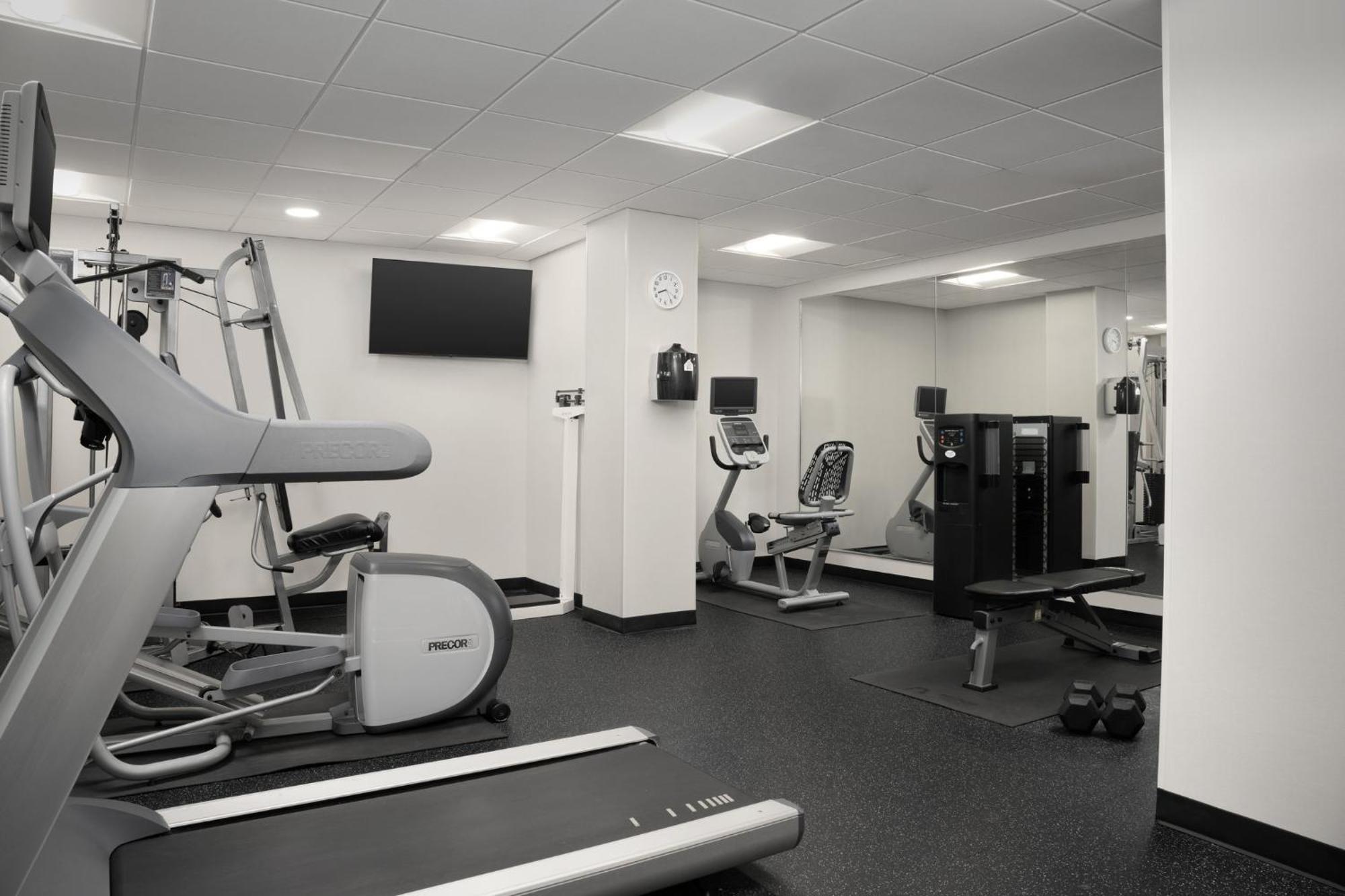 Holiday Inn Express & Suites Alexandria - Fort Belvoir By Ihg Exteriér fotografie