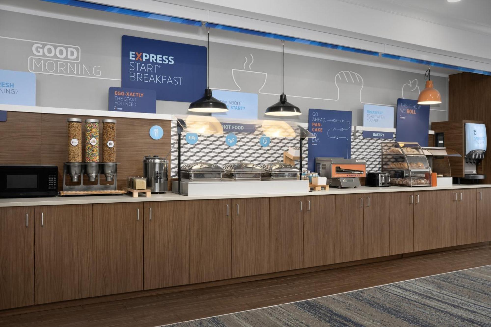 Holiday Inn Express & Suites Alexandria - Fort Belvoir By Ihg Exteriér fotografie